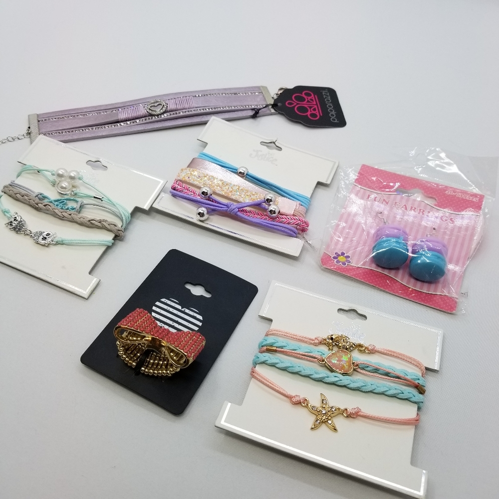 New in Package, Cute Girl's Jewelry Gift Set